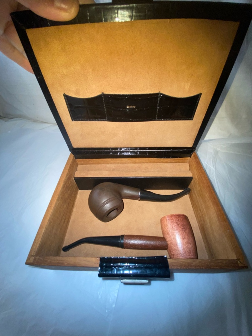 Men's Brown and Black Smoking Pipe Set with Leather Case - Picture 2 of 6